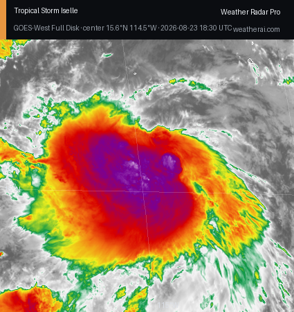 GOES-18 Infrared satellite imagery of Iselle